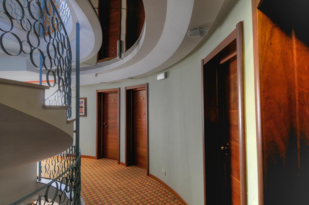 Hotel Franz Бибионе Экстерьер фото